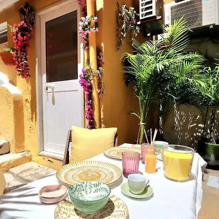 Center Balcony Patio 3 Лісабон